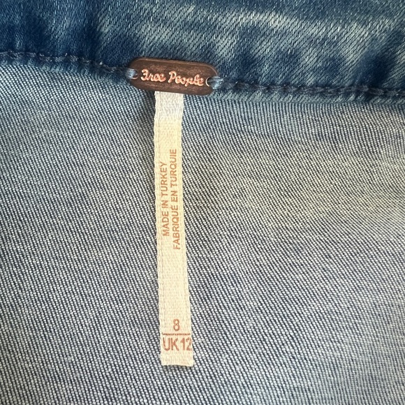 Free People Denim Button-Up Skirt size 8 - Picture 2 of 4